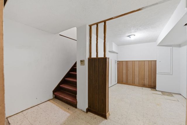 1101 W 4th St, Haysville, KS 67060