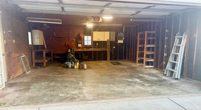 1101 W 4th St, Haysville, KS 67060