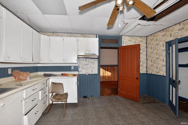 222 E 5th Street, Peru, IN 46970