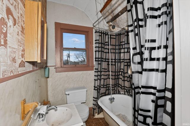 222 E 5th Street, Peru, IN 46970