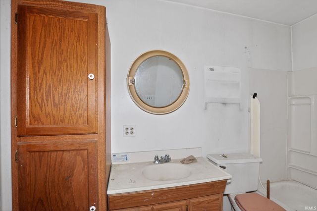 222 E 5th Street, Peru, IN 46970