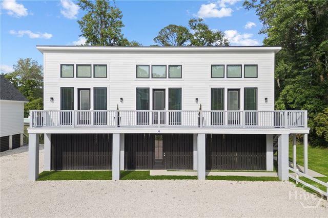 14 East Street, Savannah, GA 31410