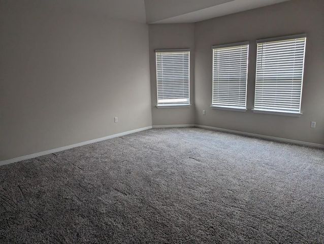 6400 Rounded Pebble, Buda, TX 78610