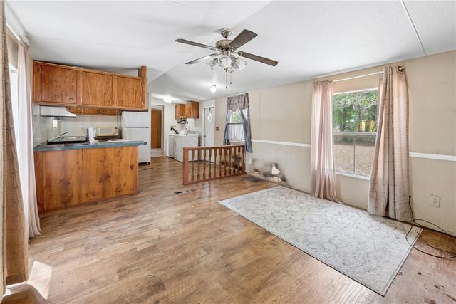 8589 SE 66TH AVENUE, Trenton, FL 32693