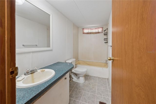 8589 SE 66TH AVENUE, Trenton, FL 32693