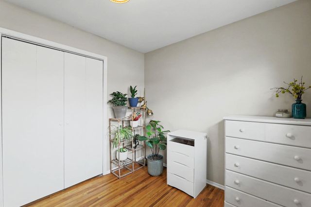 4103 W 10th St N, Wichita, KS 67212