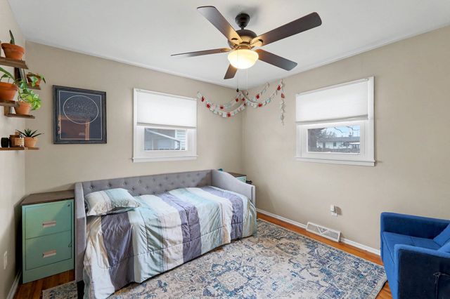 4103 W 10th St N, Wichita, KS 67212