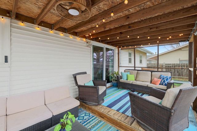 4103 W 10th St N, Wichita, KS 67212