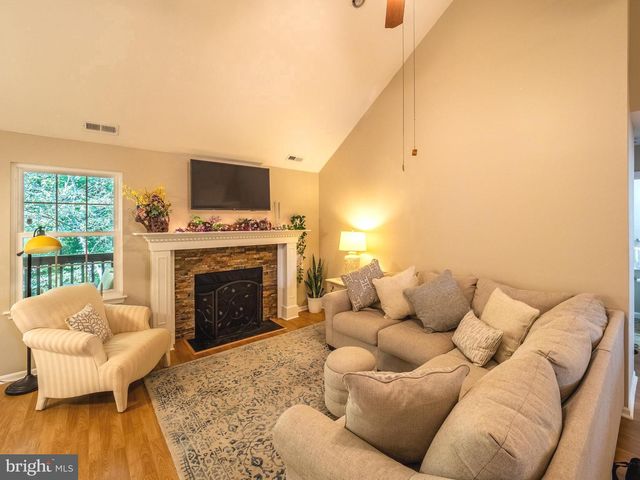 108 WOODLAKE DR, Marlton, NJ 08053