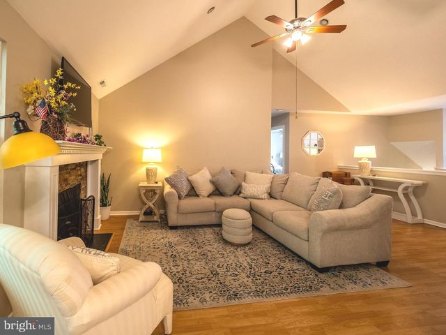 108 WOODLAKE DR, Marlton, NJ 08053