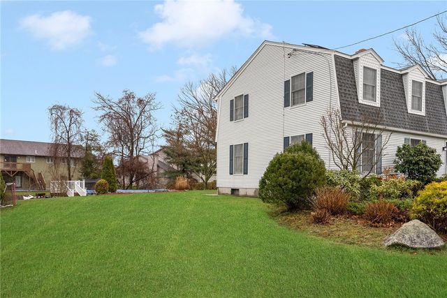 6 Lake Drive, North Providence, RI 02904