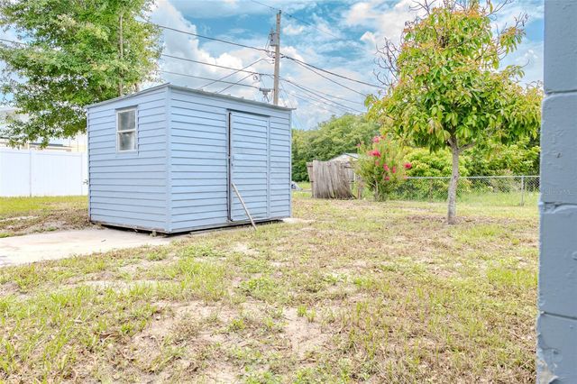 217 BETTY AVENUE S, Dundee, FL 33838