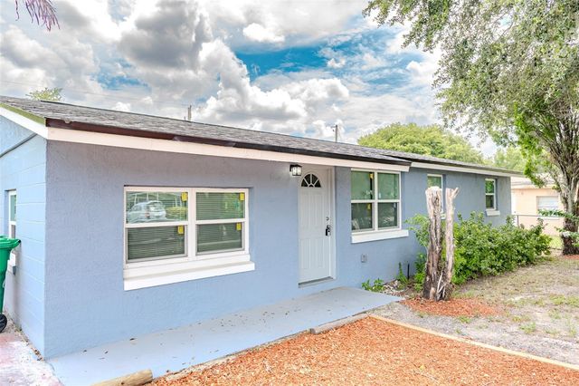 217 BETTY AVENUE S, Dundee, FL 33838