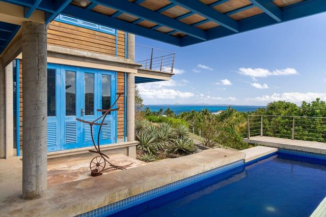 310 BRAVOS DE BOSTON, Vieques, PR 00765