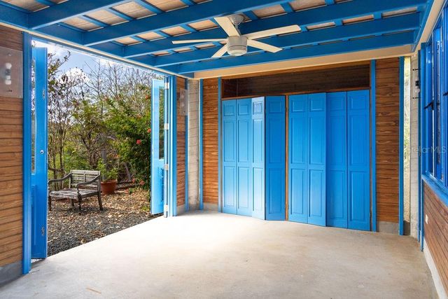 310 BRAVOS DE BOSTON, Vieques, PR 00765