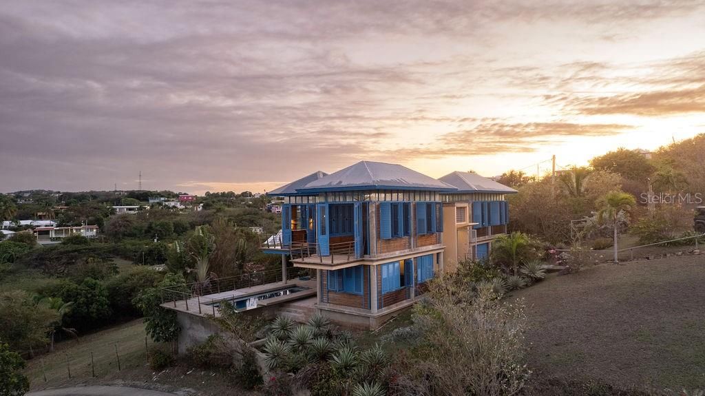 310 BRAVOS DE BOSTON, Vieques, PR 00765