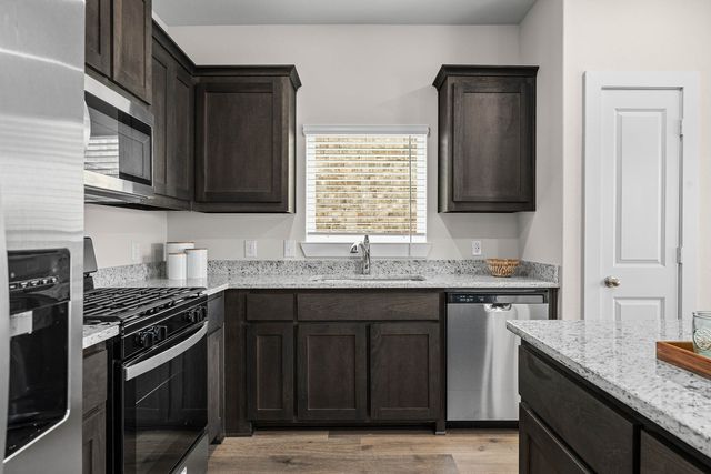 912 Sedona Drive, Fort Worth, TX 76108