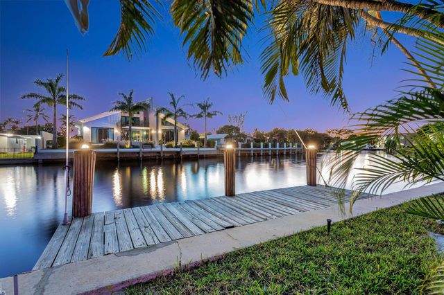 2541 Middle River Drive, Fort Lauderdale, FL 33305