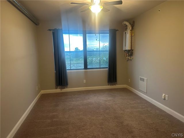 721 North Clinton Street 209, Syracuse, NY 13208