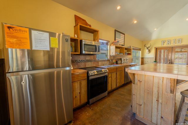 726 Tierra Linda, Concan, TX 78838