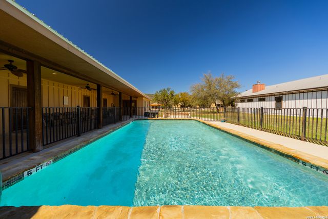 726 Tierra Linda, Concan, TX 78838