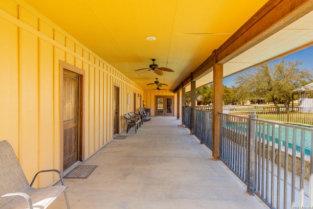 726 Tierra Linda, Concan, TX 78838