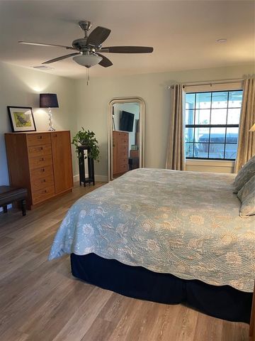 3 CREEK COURT, Palm Coast, FL 32137