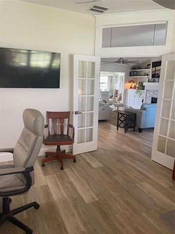 3 CREEK COURT, Palm Coast, FL 32137