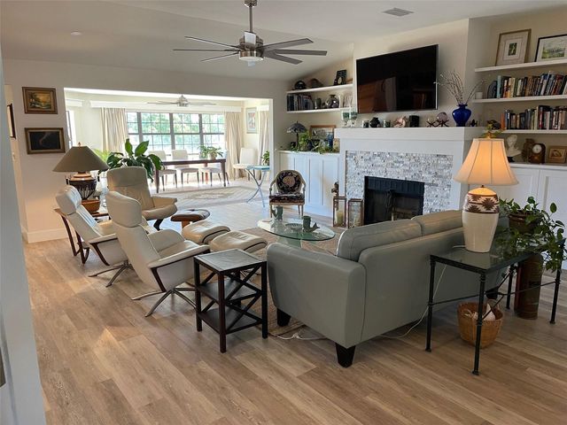 3 CREEK COURT, Palm Coast, FL 32137