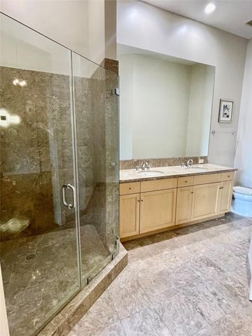 5005 Hidalgo Street 312, Houston, TX 77056