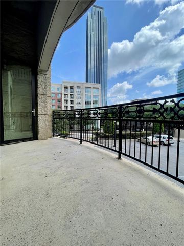 5005 Hidalgo Street 312, Houston, TX 77056