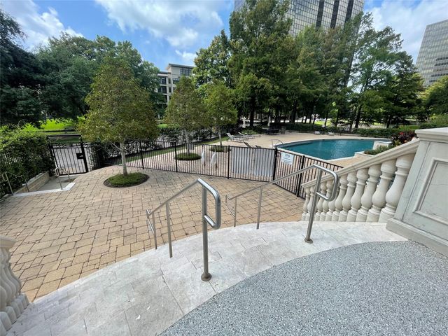 5005 Hidalgo Street 312, Houston, TX 77056