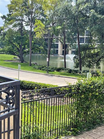 5005 Hidalgo Street 312, Houston, TX 77056