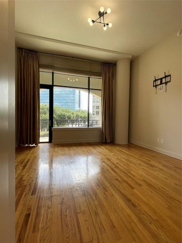 5005 Hidalgo Street 312, Houston, TX 77056