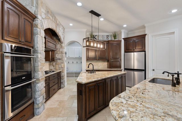12702 Hunters Canyon Lane, Cypress, TX 77429