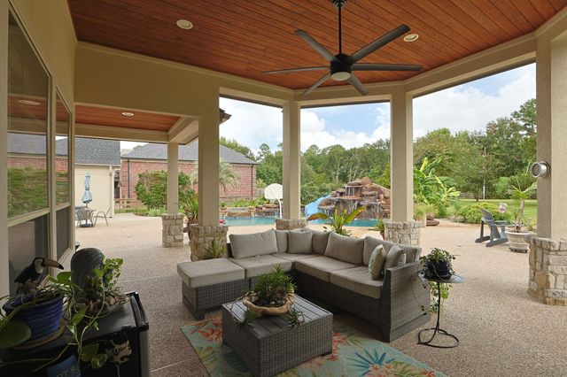 12702 Hunters Canyon Lane, Cypress, TX 77429