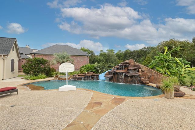 12702 Hunters Canyon Lane, Cypress, TX 77429