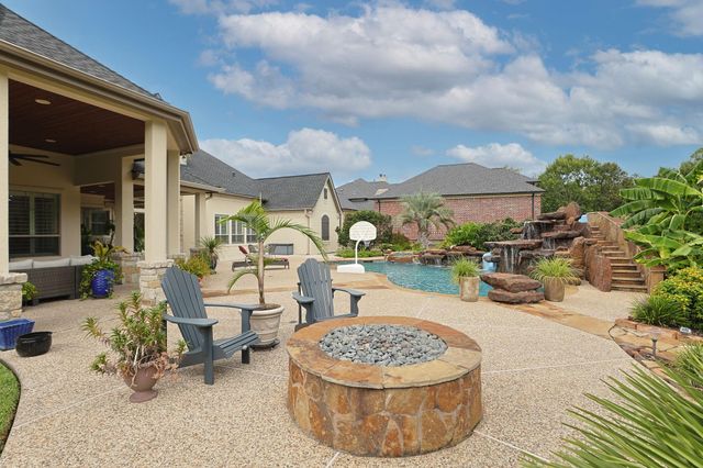 12702 Hunters Canyon Lane, Cypress, TX 77429