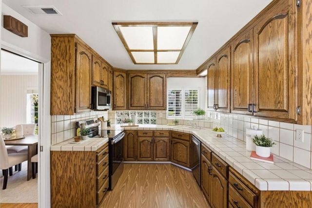 20571 Sunrise Drive, Cupertino, CA 95014