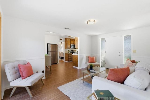 20571 Sunrise Drive, Cupertino, CA 95014