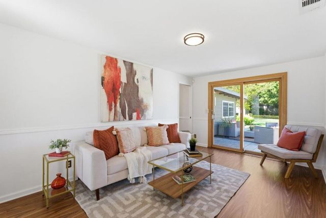 20571 Sunrise Drive, Cupertino, CA 95014