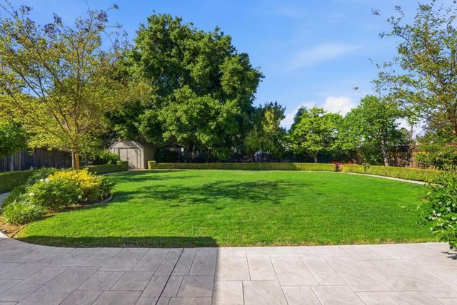 20571 Sunrise Drive, Cupertino, CA 95014