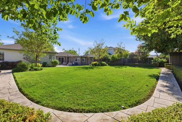 20571 Sunrise Drive, Cupertino, CA 95014
