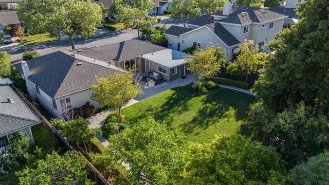 20571 Sunrise Drive, Cupertino, CA 95014