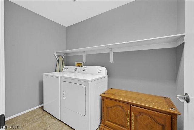 5517 Ovando Way, Las Vegas, NV 89122