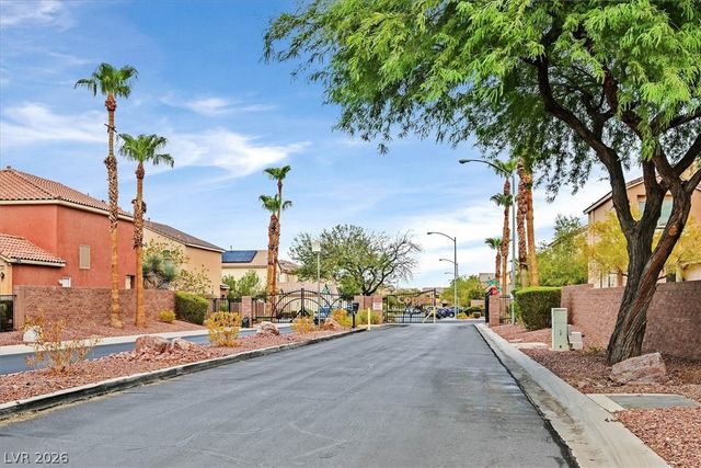 5517 Ovando Way, Las Vegas, NV 89122