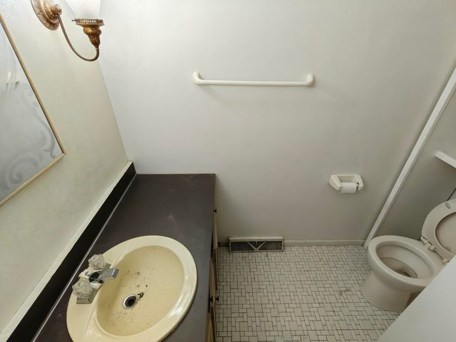 31 Smoke Road, Valparaiso, IN 46385