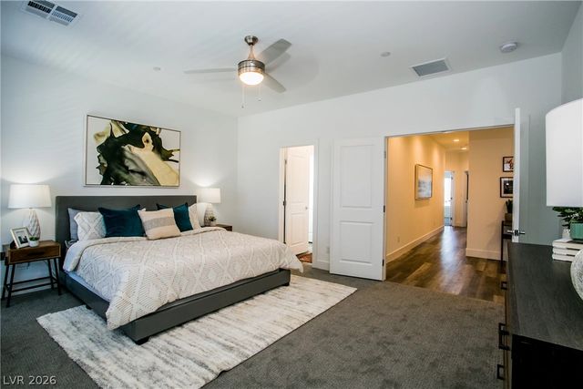 10519 Prospering Valley Way, Las Vegas, NV 89166