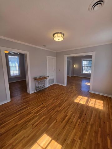 1722 5th Street NE, Minneapolis, MN 55413