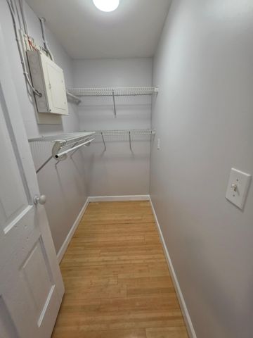 1722 5th Street NE, Minneapolis, MN 55413